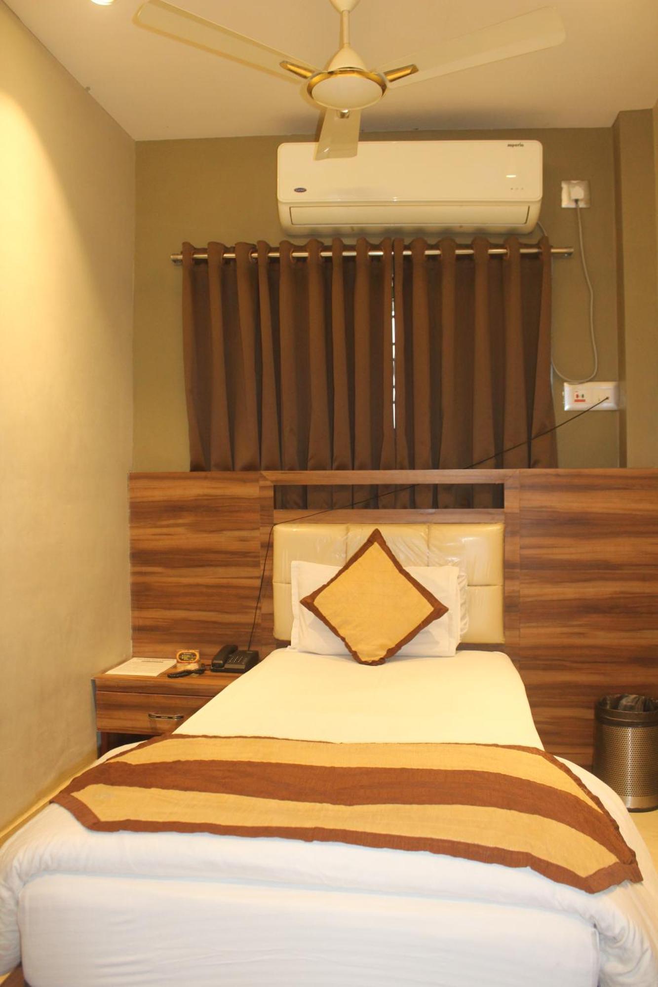 Hotel Oishi Plaza Mukutmanipur Экстерьер фото
