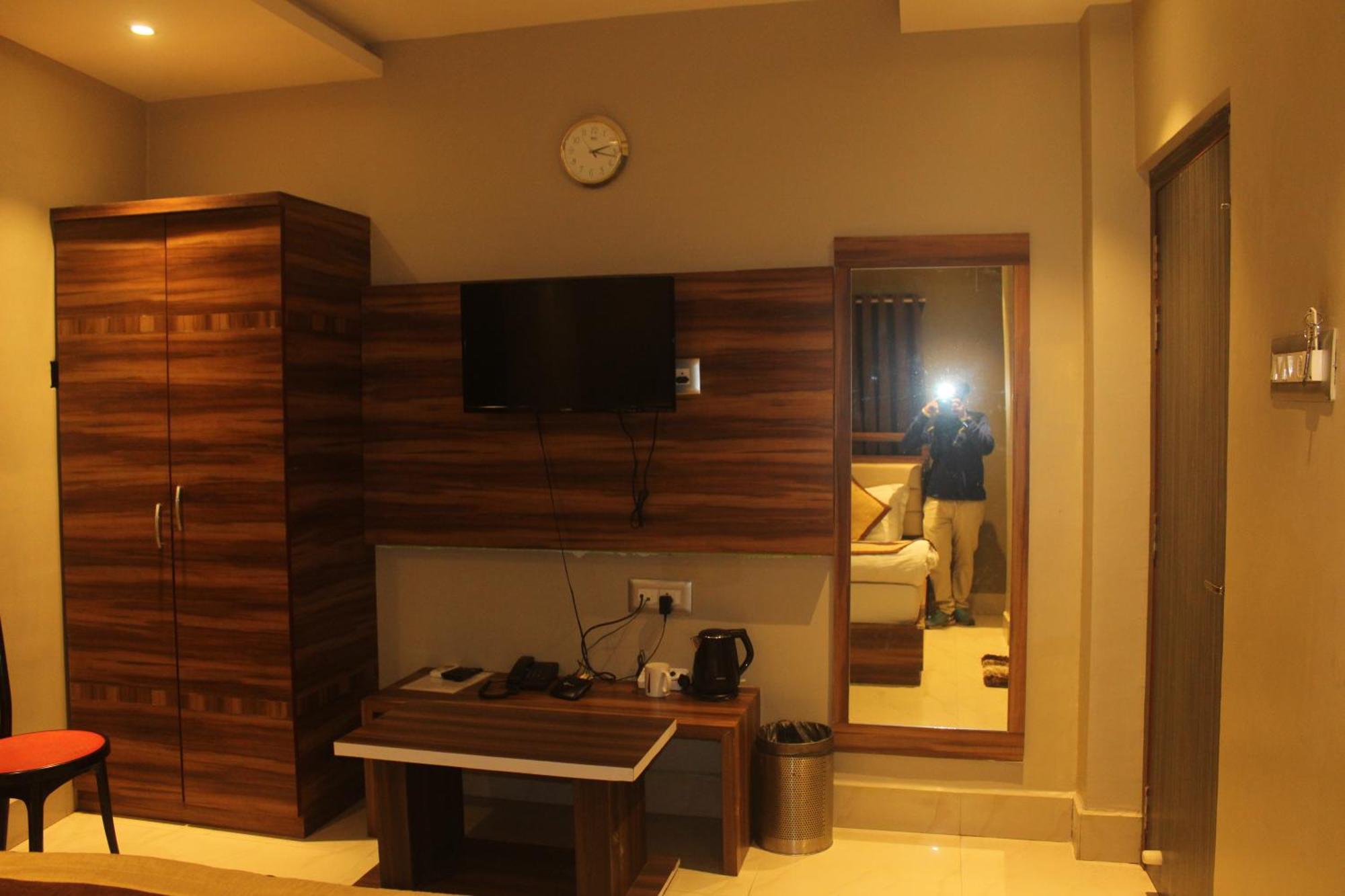 Hotel Oishi Plaza Mukutmanipur Экстерьер фото