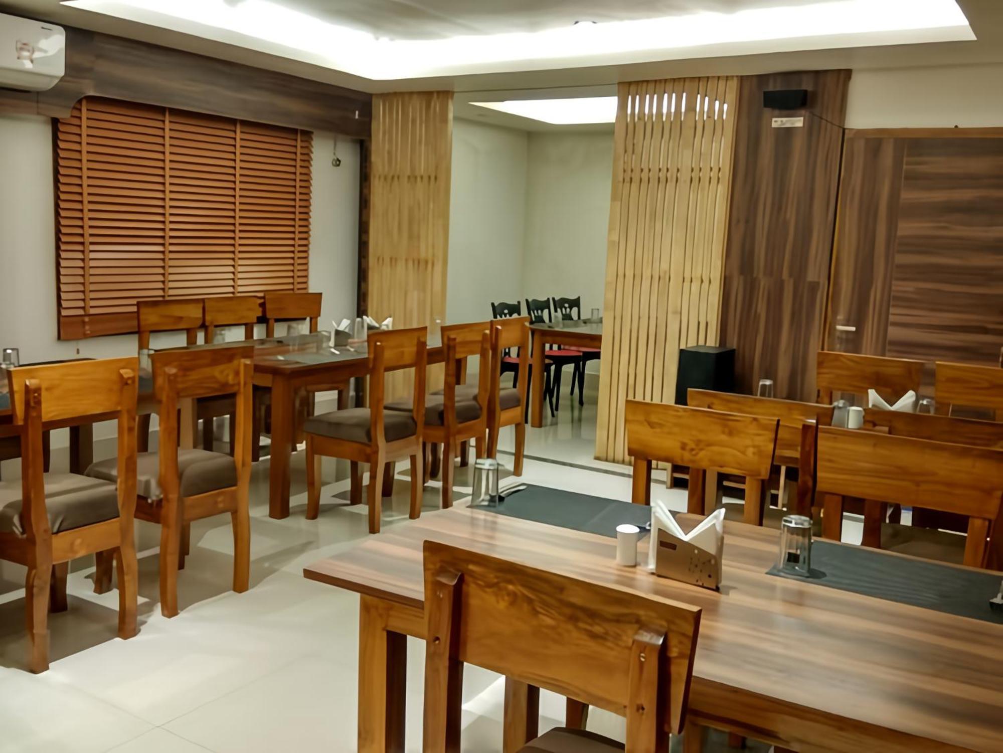 Hotel Oishi Plaza Mukutmanipur Экстерьер фото
