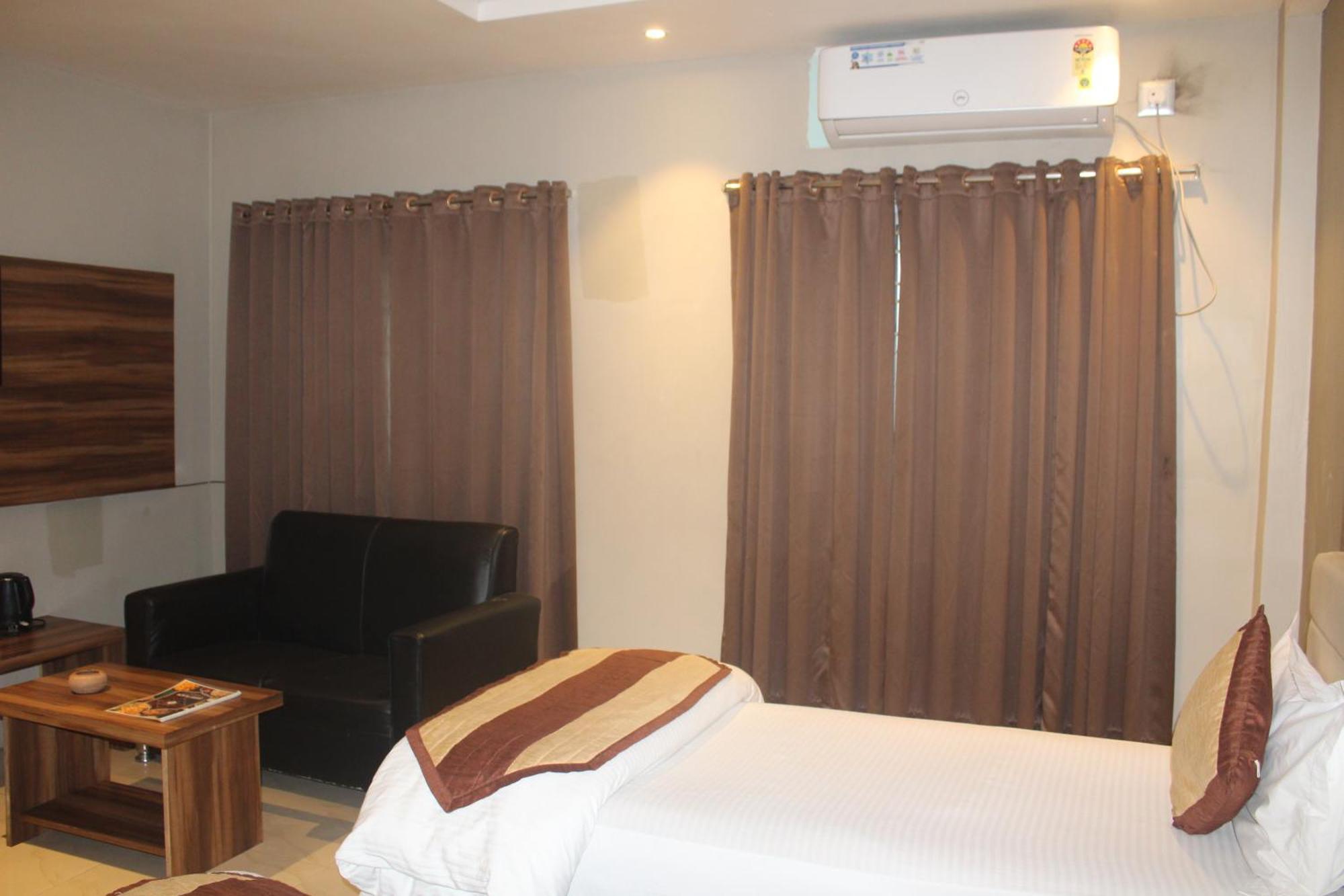 Hotel Oishi Plaza Mukutmanipur Экстерьер фото
